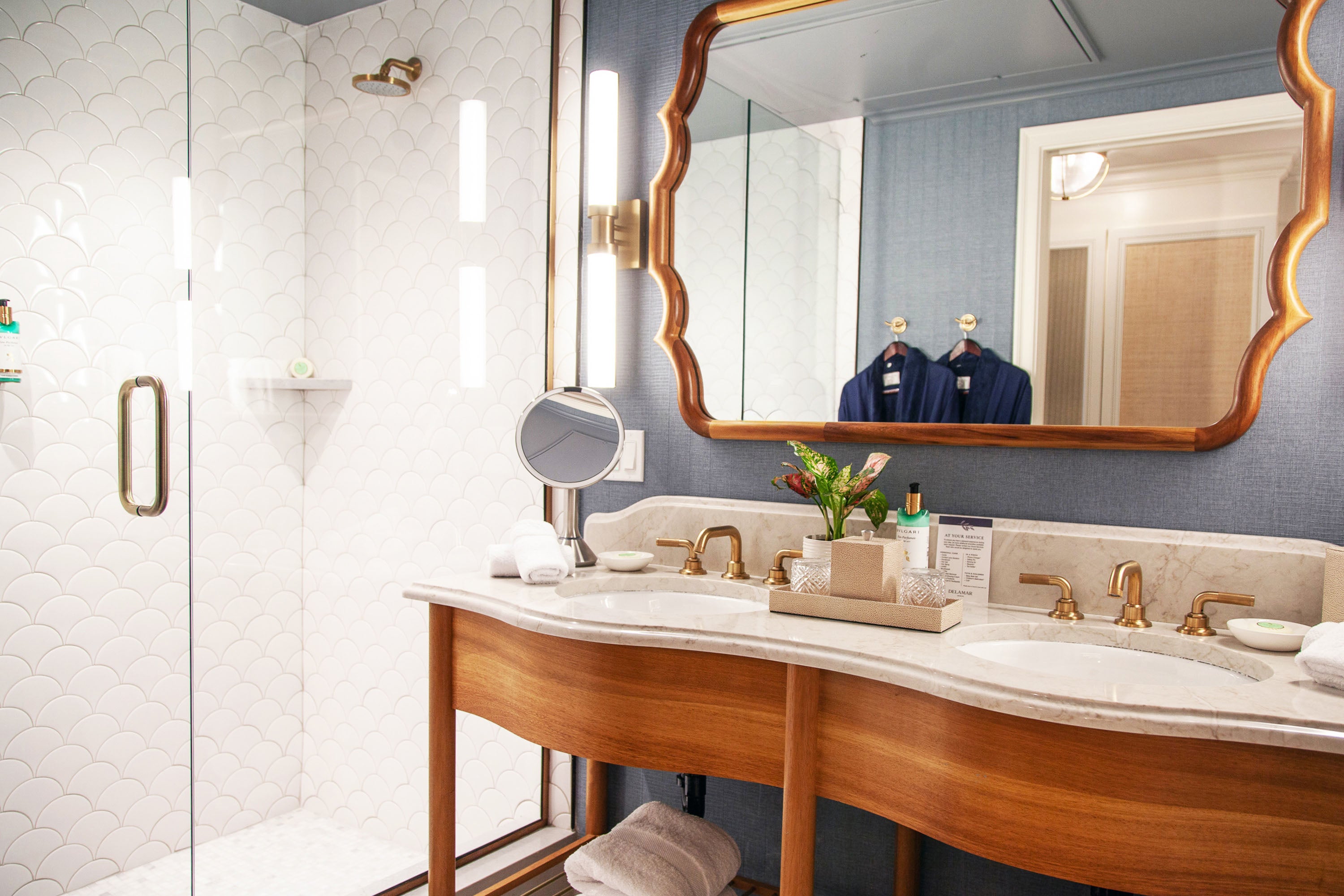 Guest Bath Room