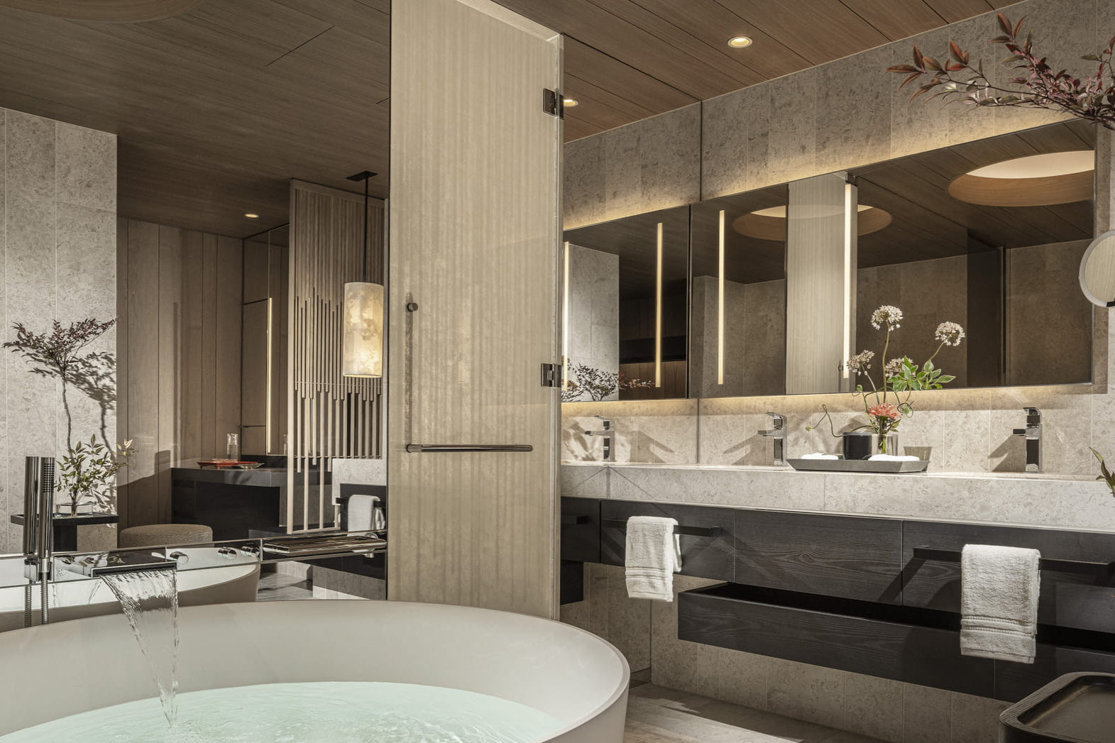 Four Seasons Hotel Osaka